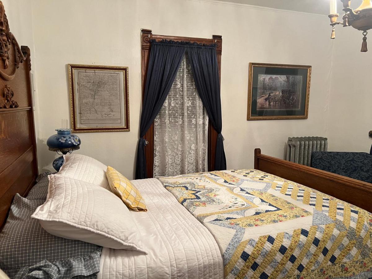 Bed And Breakfast Hearts Desire ราโทน ภายนอก รูปภาพ