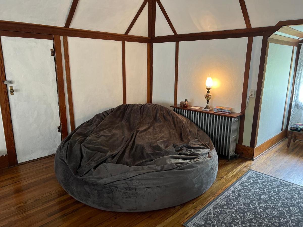 Bed And Breakfast Hearts Desire ราโทน ภายนอก รูปภาพ